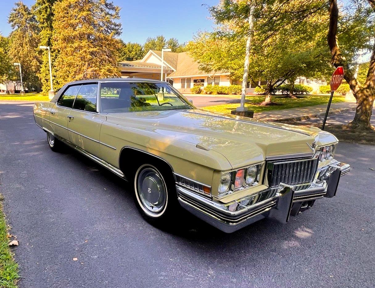 Image of Cadillac DeVille